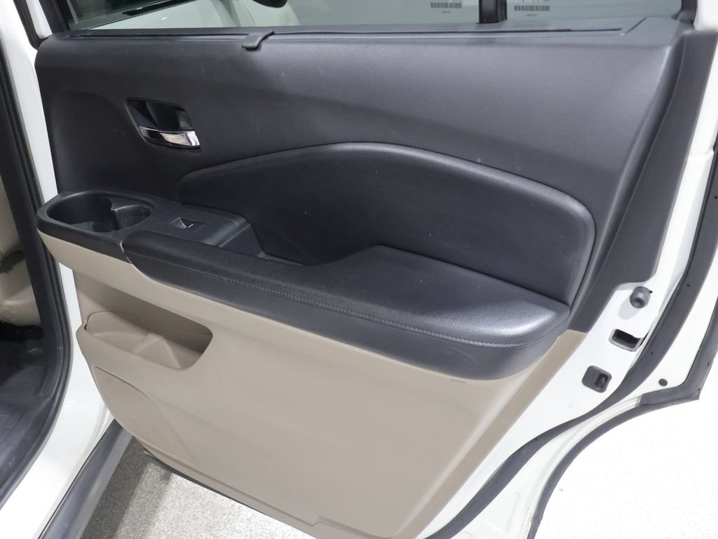 Used 2017 Honda Pilot Touring image 25