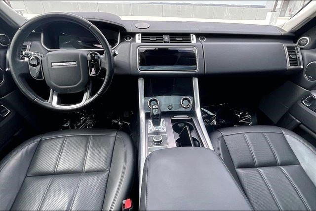 Used 2020 Land Rover Range Rover Sport HSE image 17
