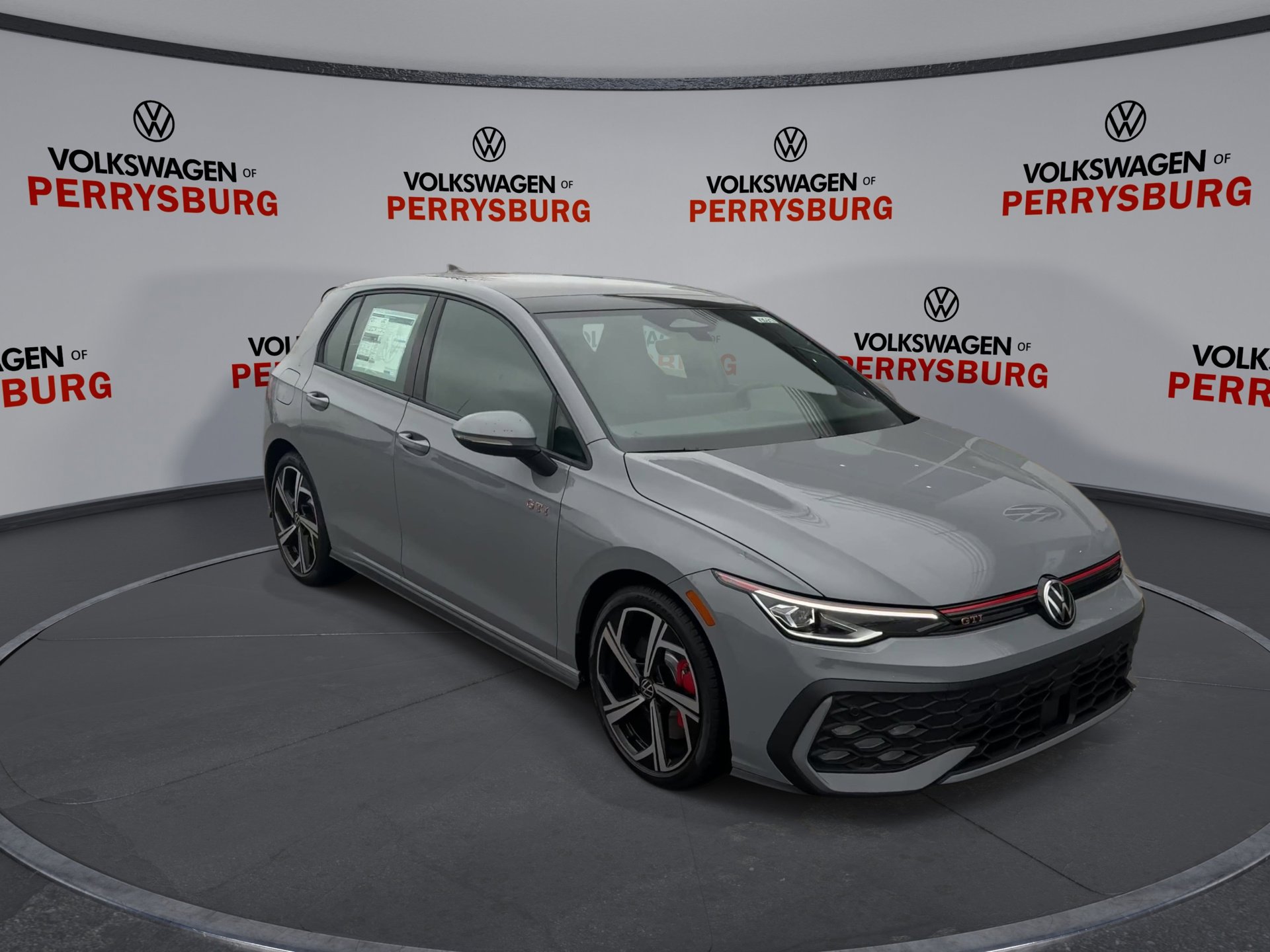 New 2026 Volkswagen GTI SE image 2