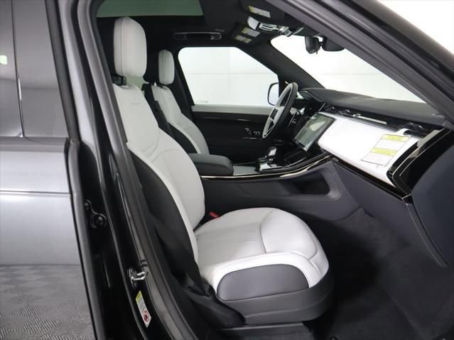 New 2026 Land Rover Range Rover Sport Dynamic SE image 22