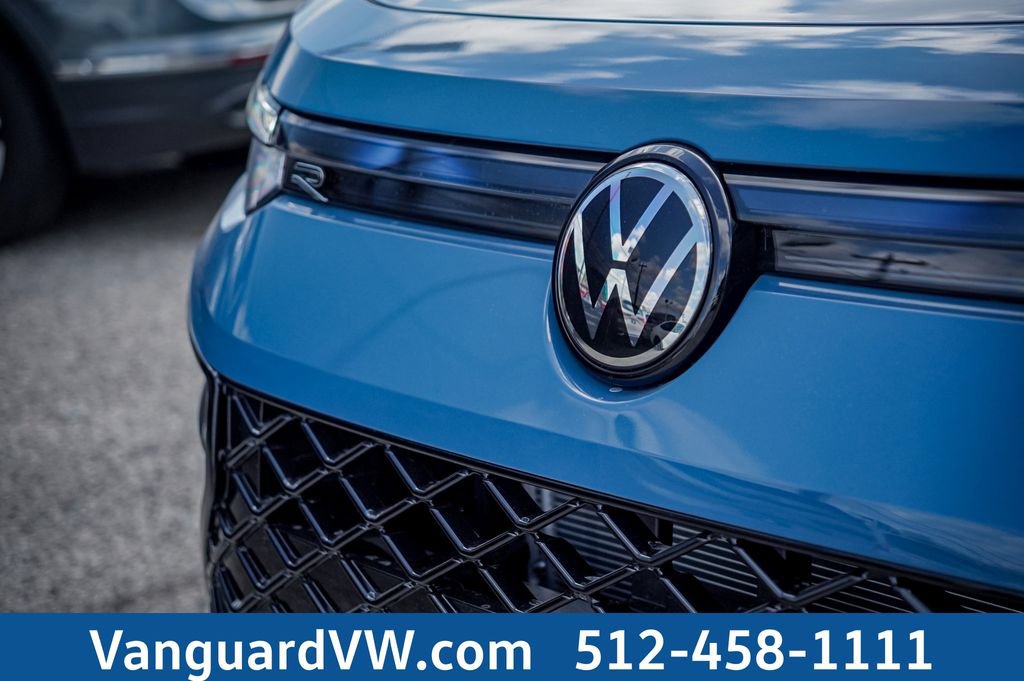 New 2026 Volkswagen Tiguan SE R-Line FWD image 4