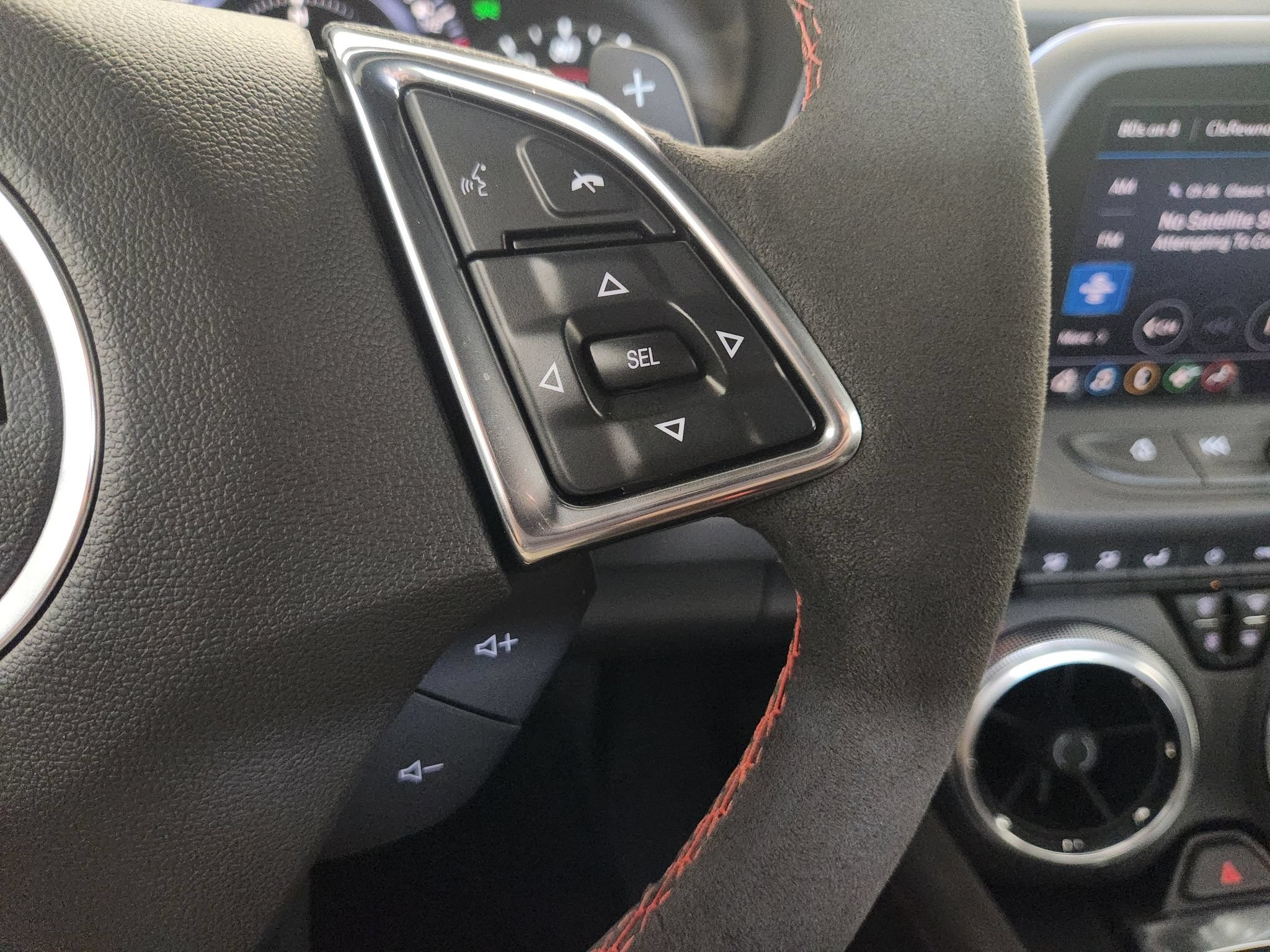 Used 2024 Chevrolet Camaro ZL1 RWD image 31