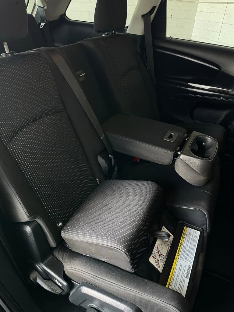 Used 2018 Dodge Journey SE w/ Popular Equipment Group image 17