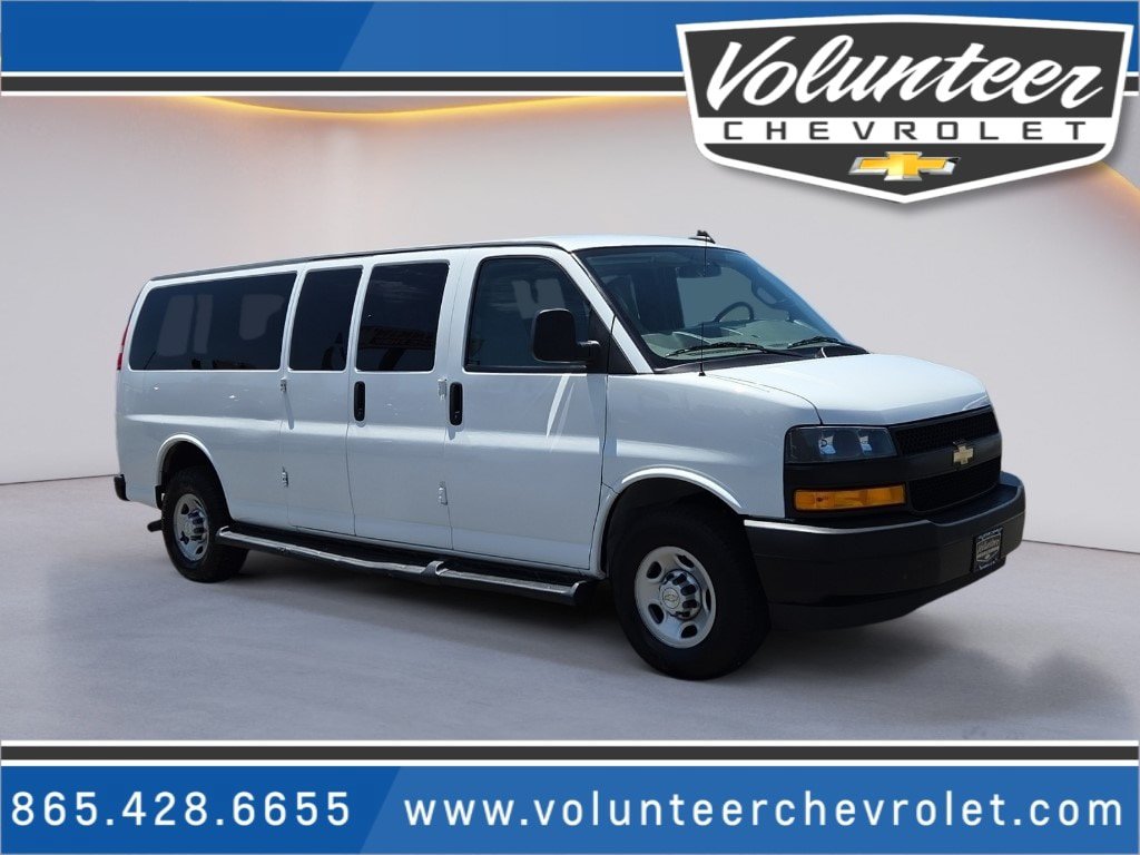 Used 2022 Chevrolet Express 3500 LS RWD image 1