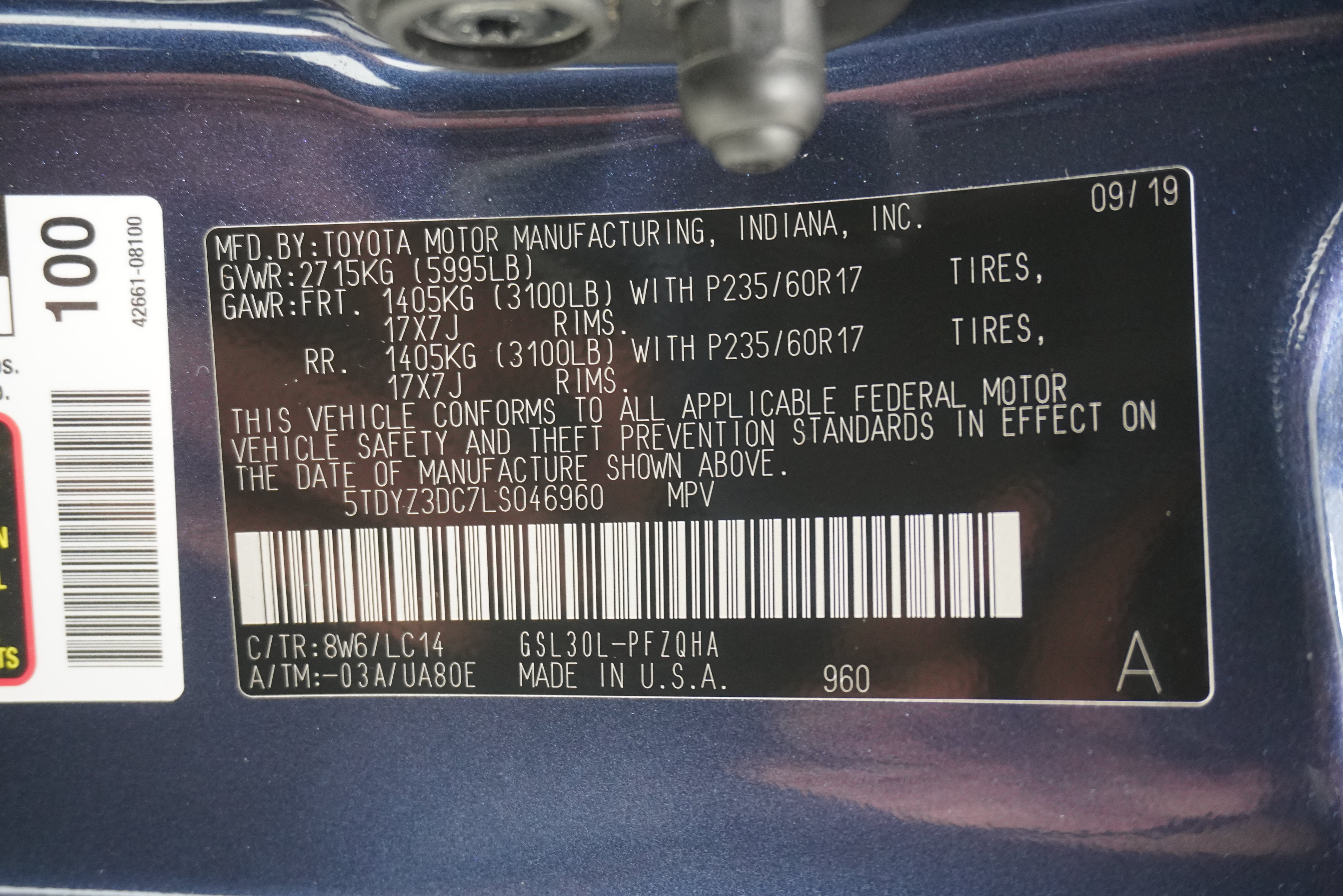 Used 2020 Toyota Sienna XLE w/ XLE Navigation Package FWD image 36