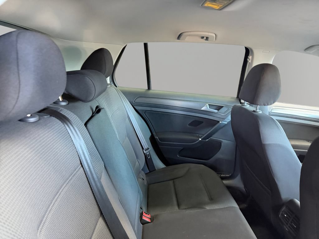 Used 2019 Volkswagen e-Golf SE w/ Driver Assistance Package FWD image 23