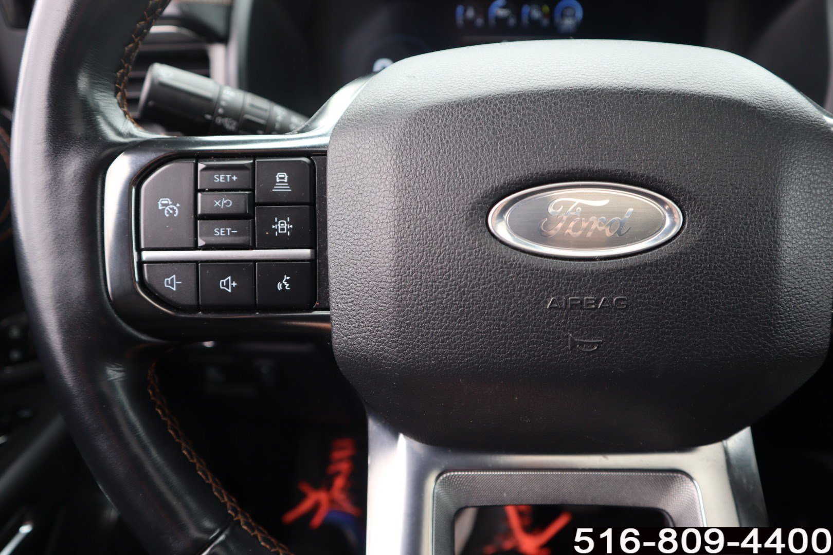 Used 2024 Ford Expedition Platinum AWD/4WD image 15