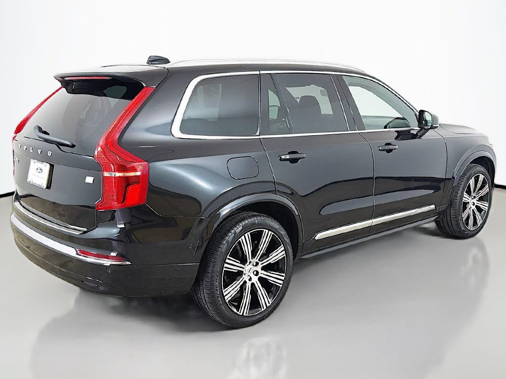 Used 2024 Volvo XC90 T8 Ultimate w/ Lounge Package AWD/4WD image 16