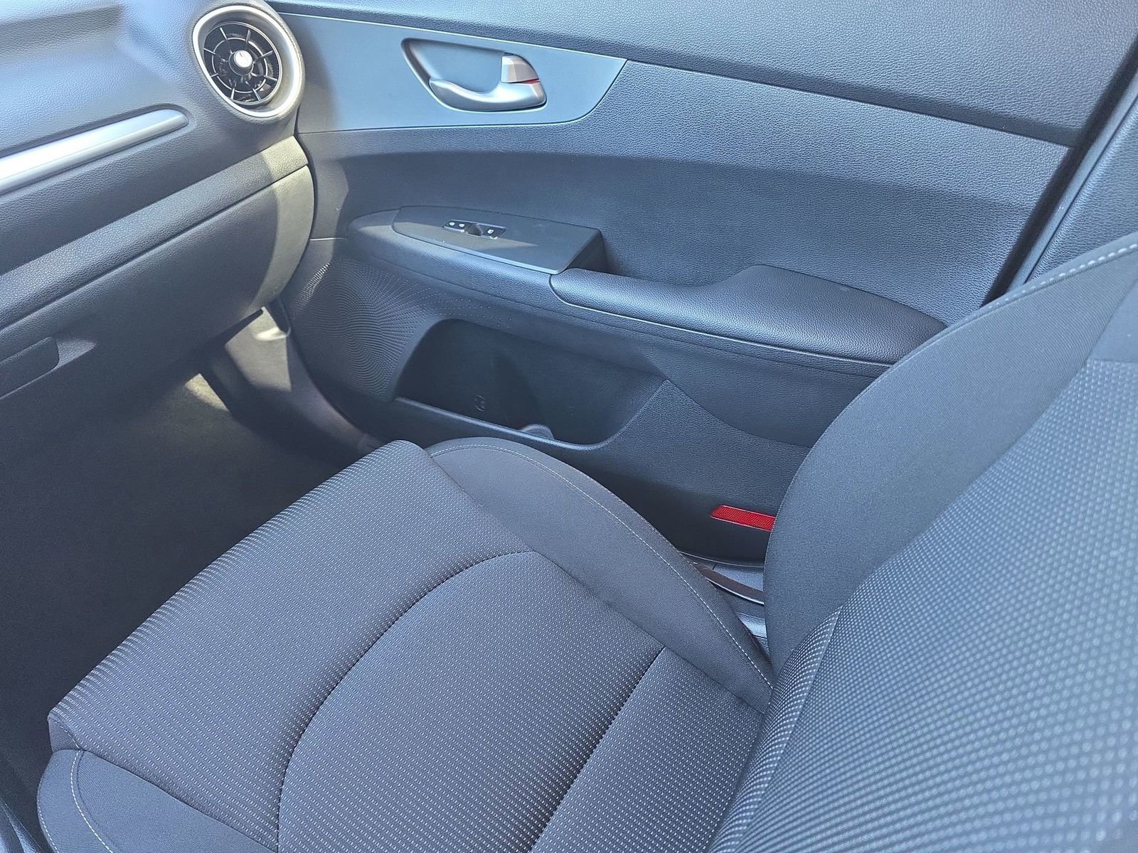 Used 2021 Kia Forte FE image 14