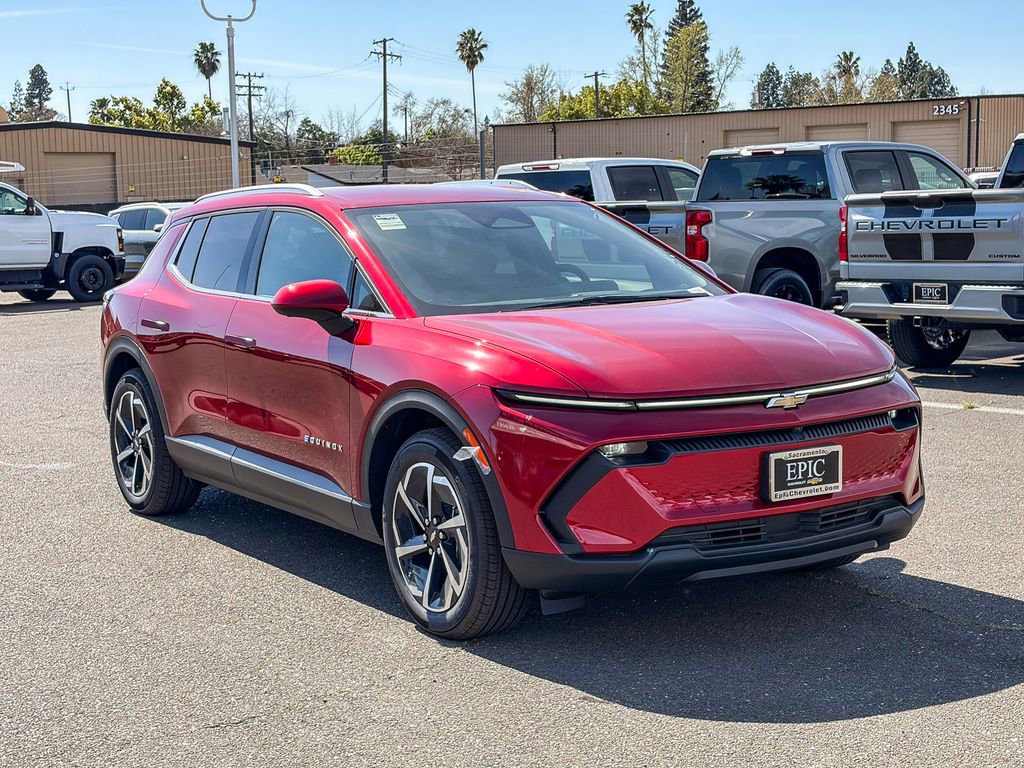 New 2026 Chevrolet Equinox EV LT image 5