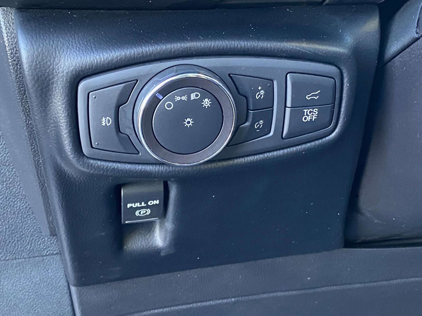 Used 2019 Lincoln Nautilus Select w/ Cargo Utility Package image 17