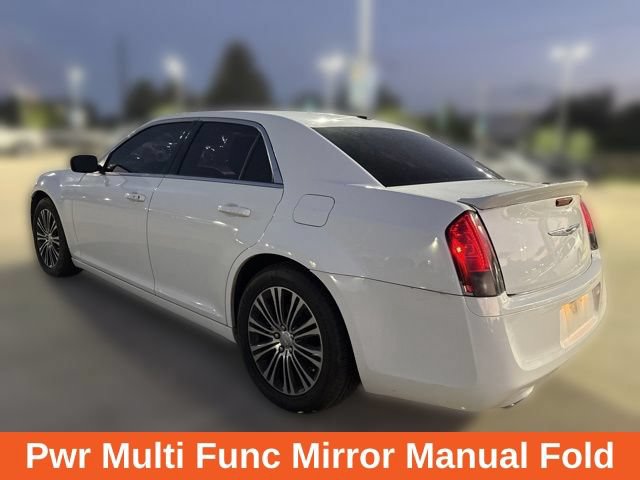 Used 2013 Chrysler 300 S w/ Luxury Group AWD/4WD image 13