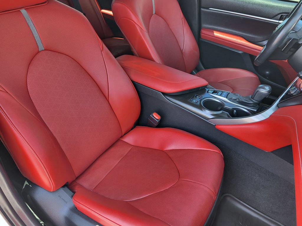 Used 2021 Toyota Camry XSE w/ Navigation Package FWD image 13