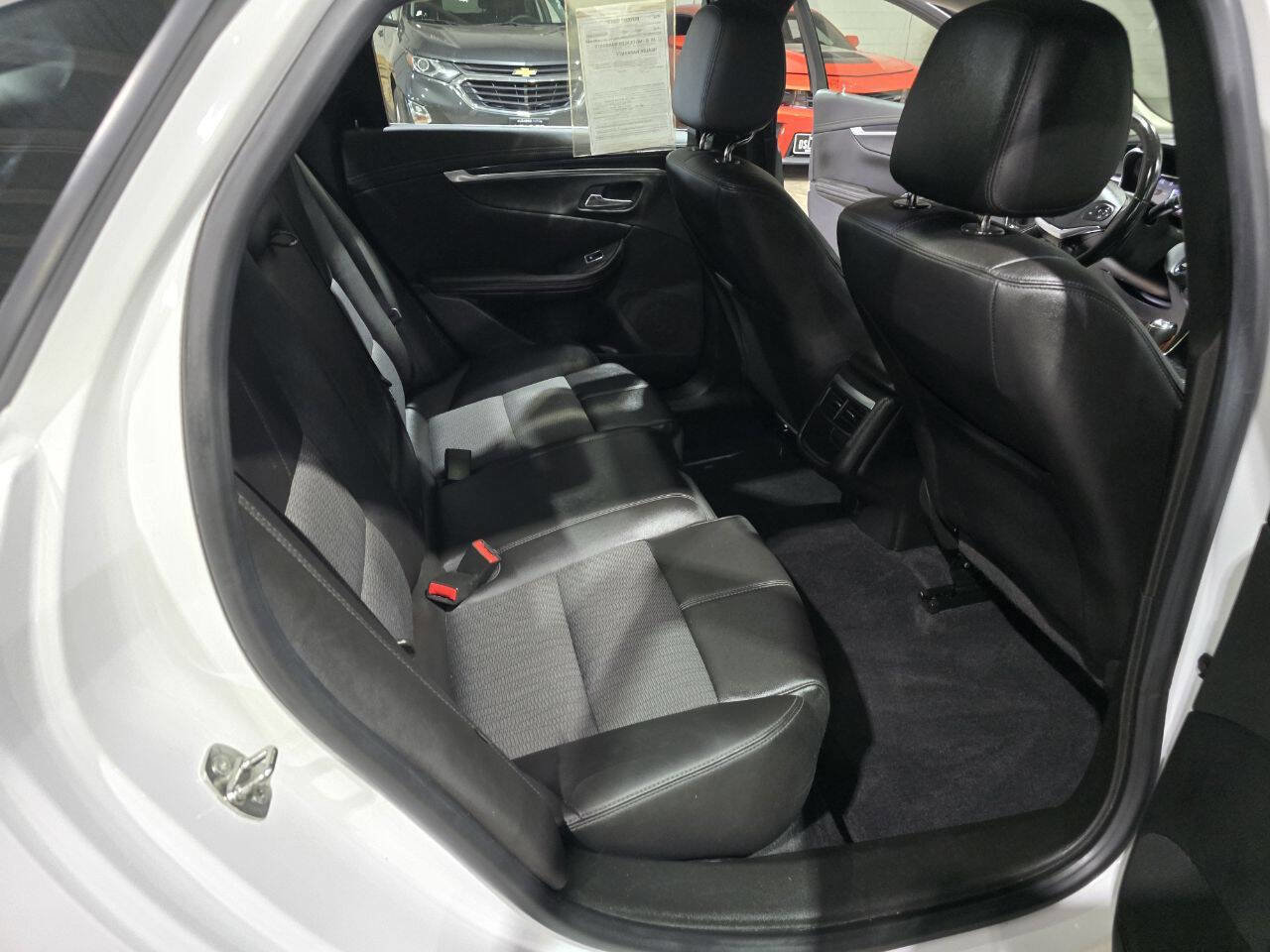 Used 2019 Chevrolet Impala LT image 30