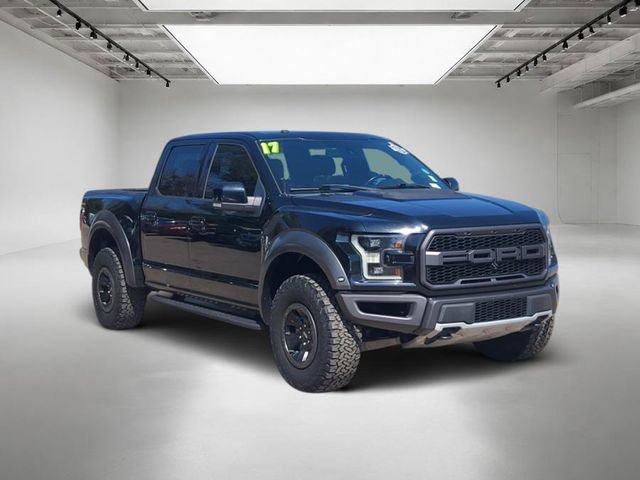 Used 2017 Ford F150 Raptor w/ Equipment Group 802A Luxury AWD/4WD image 8