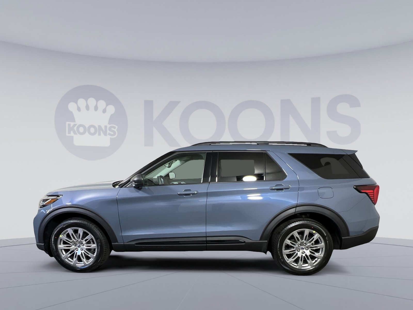 New 2026 Ford Explorer Active w/ Active Comfort Package image 2