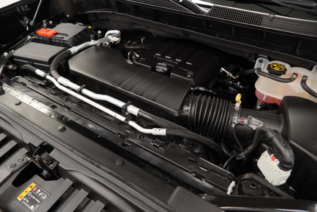 Used 2023 Chevrolet Silverado 1500 Custom w/ LPO, Dark Essentials Package AWD/4WD image 42