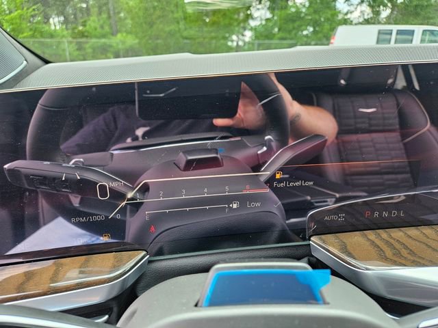 New 2026 Cadillac Escalade Platinum Sport AWD/4WD image 28