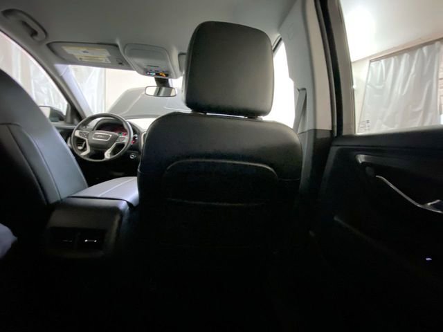 Used 2023 GMC Terrain SLT image 36