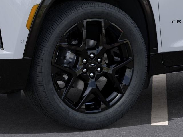 New 2026 Chevrolet Traverse RS w/ LPO, Floor Liner Package AWD/4WD image 9