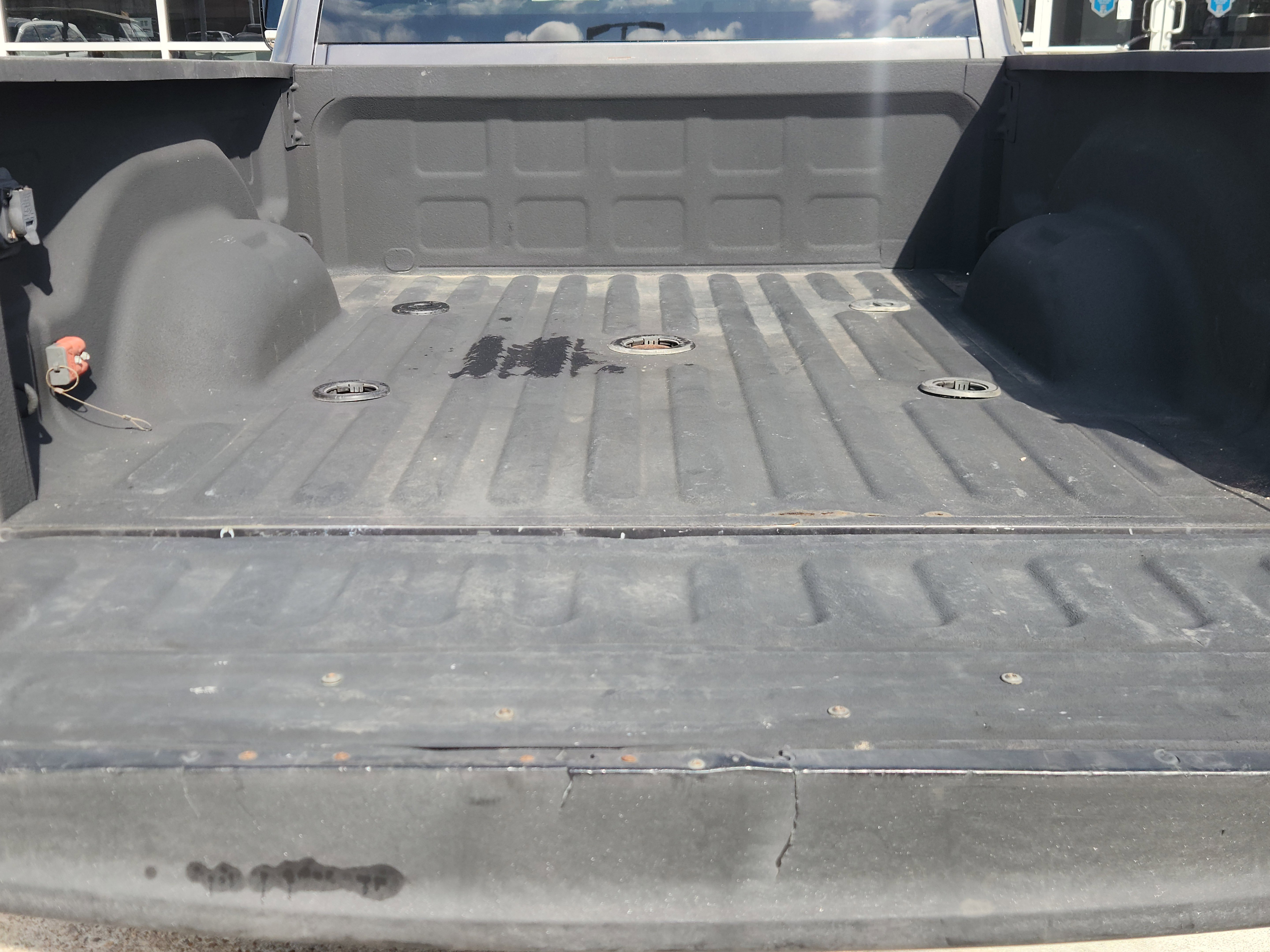 Used 2016 RAM 2500 Tradesman w/ Chrome Appearance Group image 23