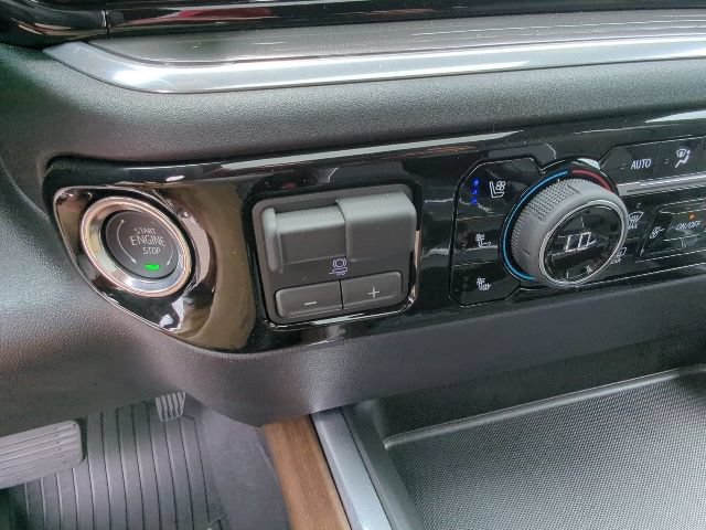 New 2026 Chevrolet Silverado 2500 High Country w/ Midnight Edition AWD/4WD image 21