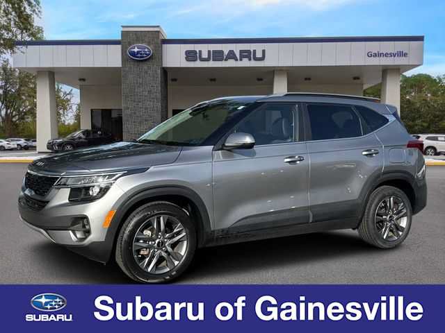 Used 2023 Kia Seltos S w/ Navigation Package FWD image 1