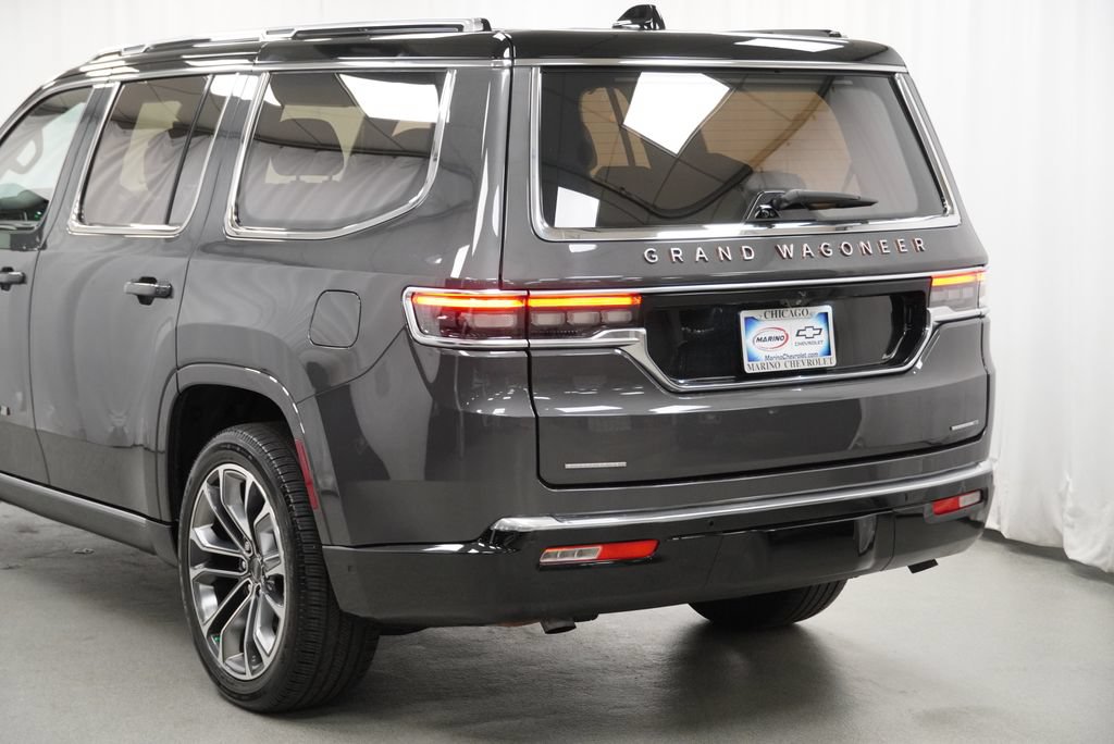 Used 2022 Jeep Grand Wagoneer Series III w/ Rear Seat Video Group 1 AWD/4WD image 45