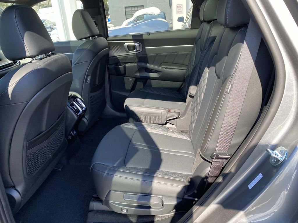 New 2026 Kia Sorento SX Prestige AWD/4WD image 7