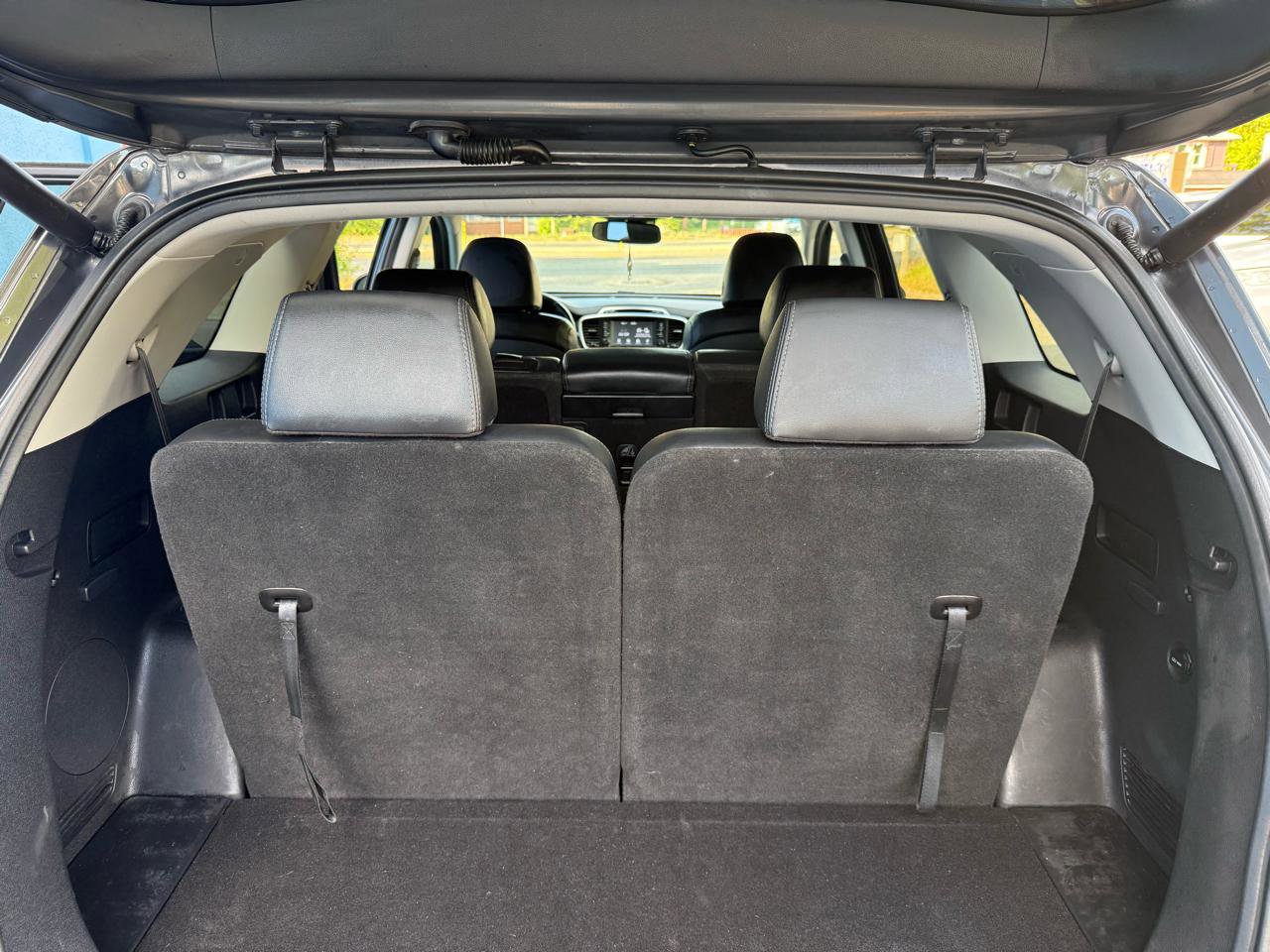 Used 2019 Kia Sorento EX AWD/4WD image 17
