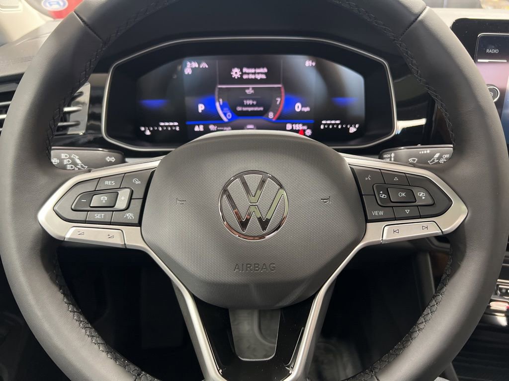 New 2025 Volkswagen Jetta SE image 39