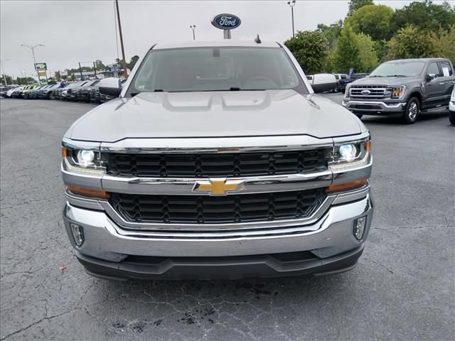 Used 2018 Chevrolet Silverado 1500 LT w/ All Star Edition RWD image 9