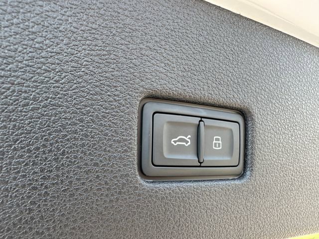 Used 2021 Audi RS Q8 w/ Interior Protection Package image 15