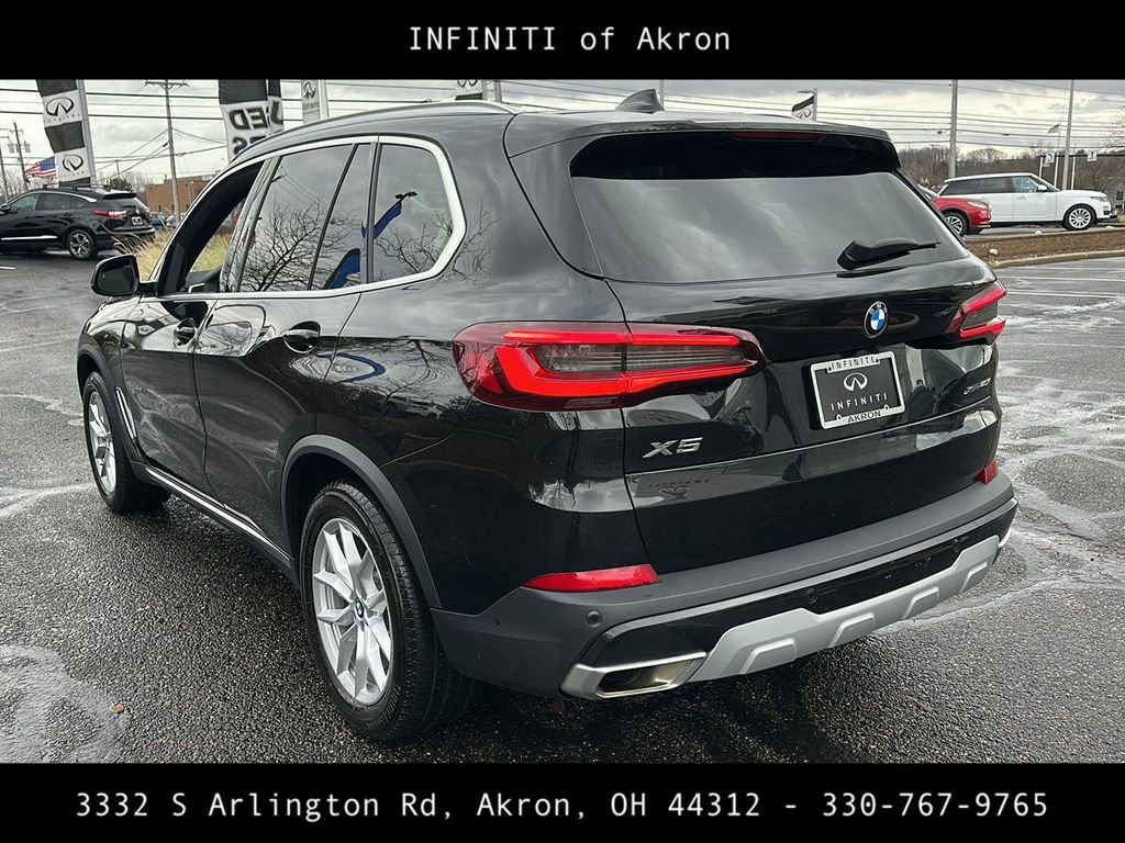 Used 2023 BMW X5 xDrive40i w/ Premium Package image 11