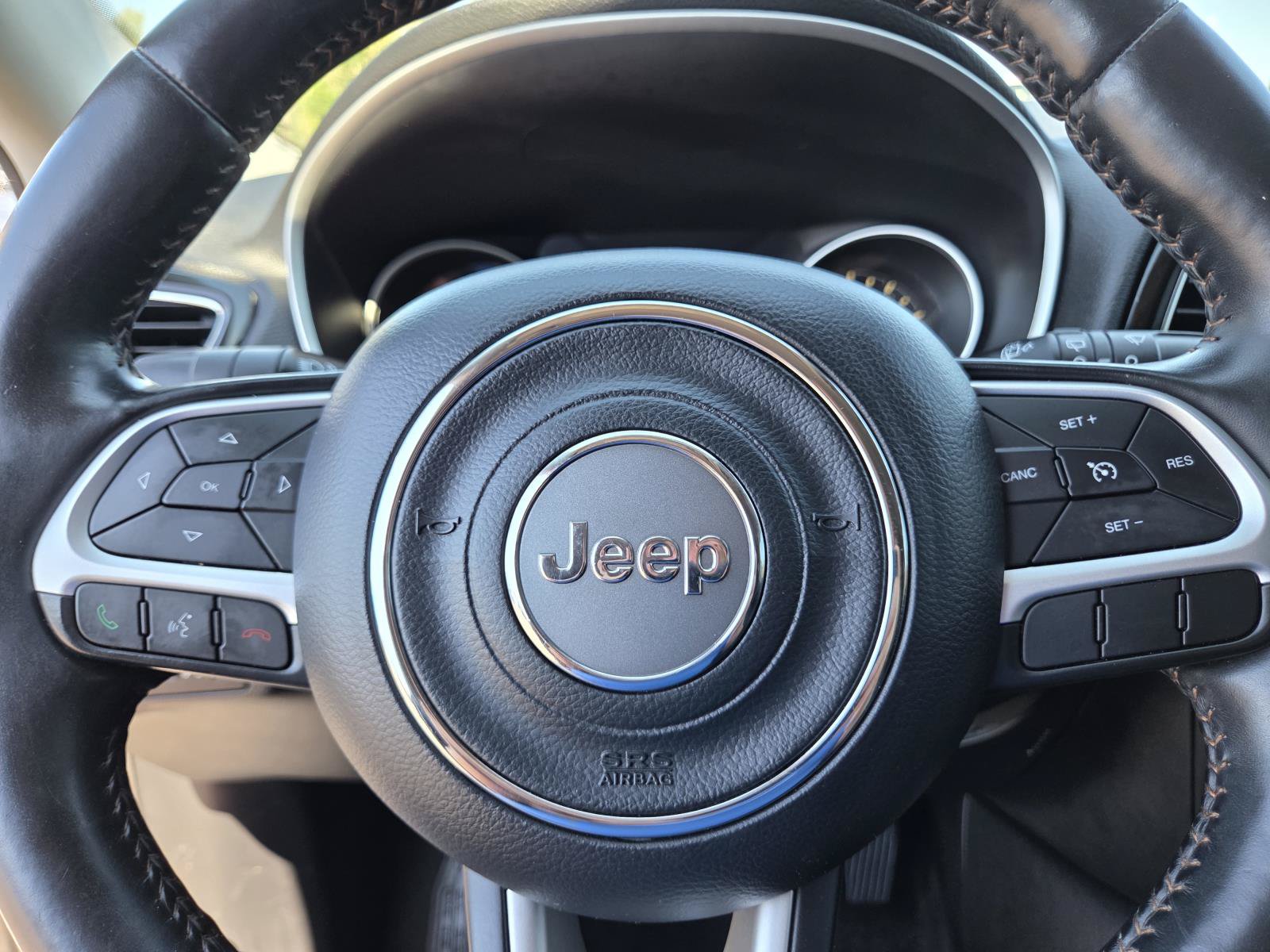 Used 2020 Jeep Compass Limited FWD image 25