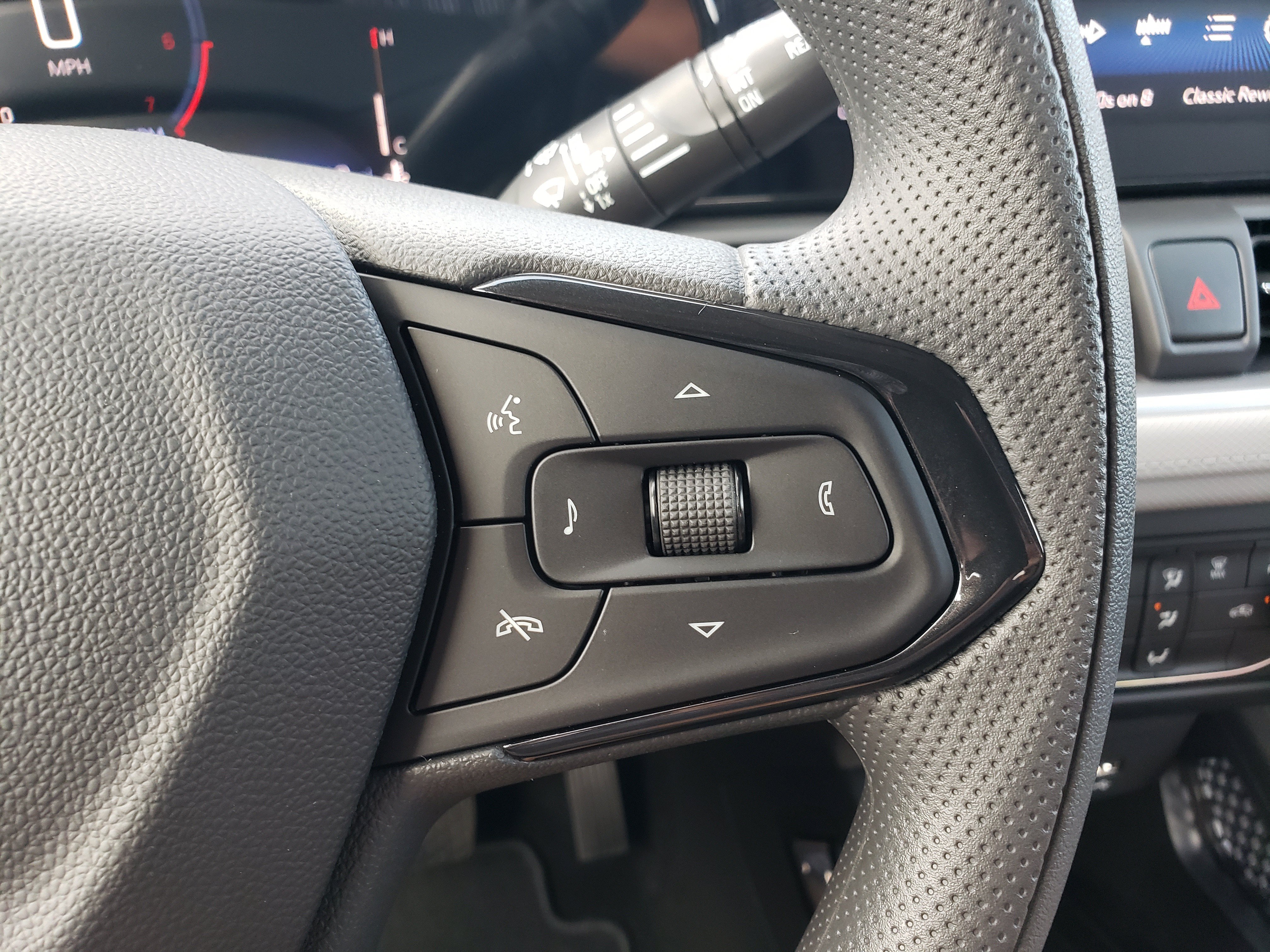New 2026 Chevrolet TrailBlazer LS w/ LS Convenience Package FWD image 18