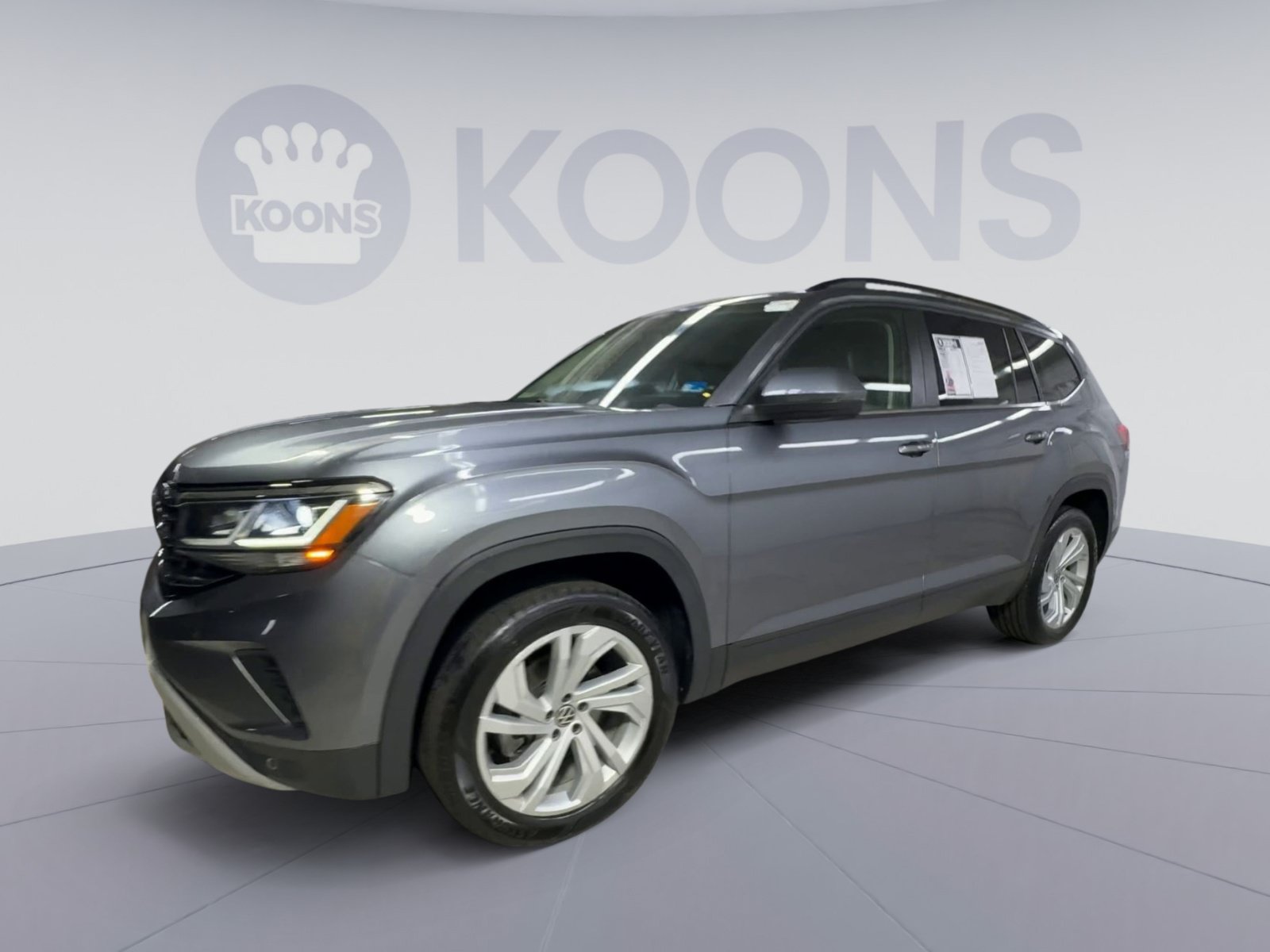 Used 2022 Volkswagen Atlas SE w/ Panoramic Sunroof Package AWD/4WD image 5
