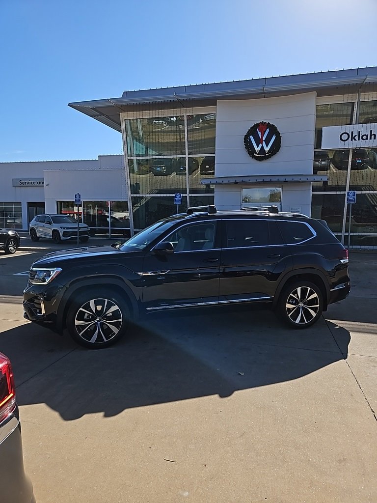 New 2026 Volkswagen Atlas SEL Premium R-Line image 8