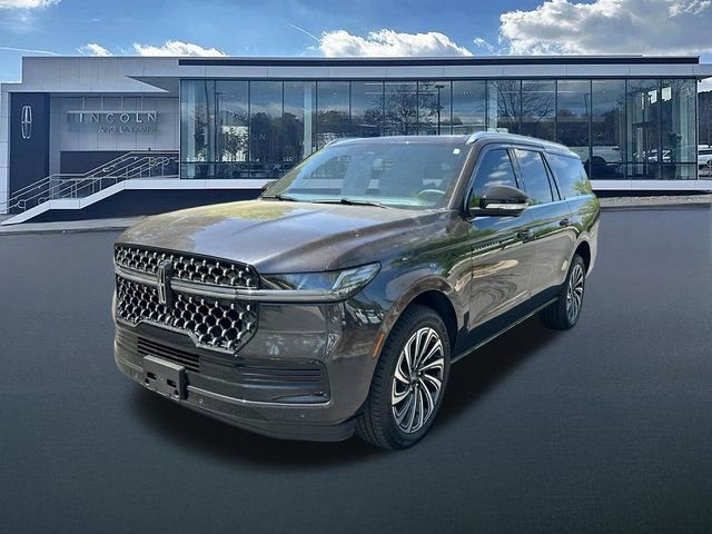 New 2026 Lincoln Navigator L Black Label AWD/4WD image 3