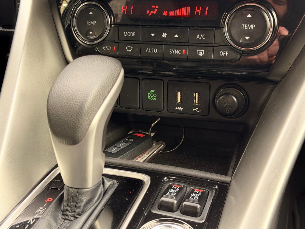 Used 2024 Mitsubishi Eclipse Cross SE image 30