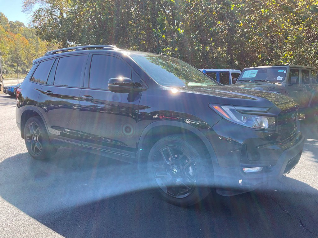 Used 2024 Honda Passport Black Edition image 7