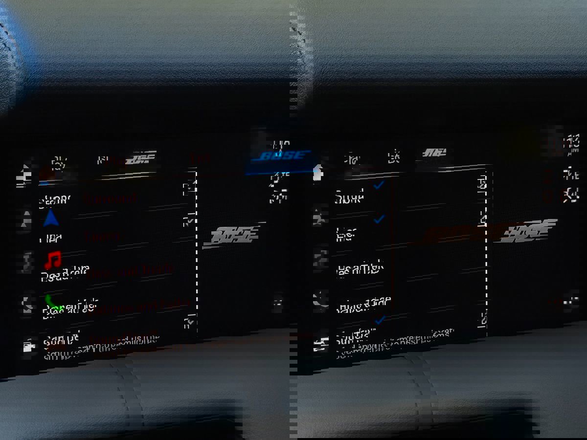 Used 2023 Porsche Taycan 4 Cross Turismo w/ Premium Package image 39