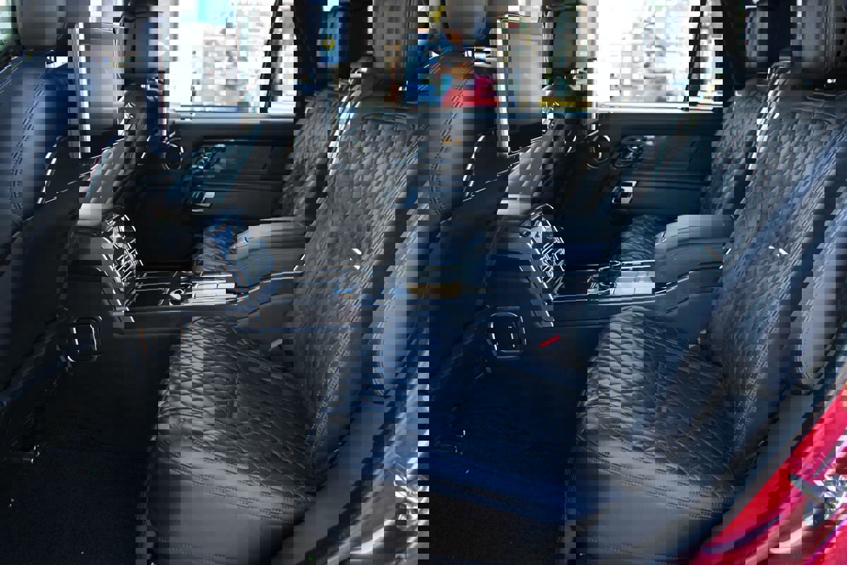 Used 2020 Land Rover Range Rover LWB SV Autobiography image 31