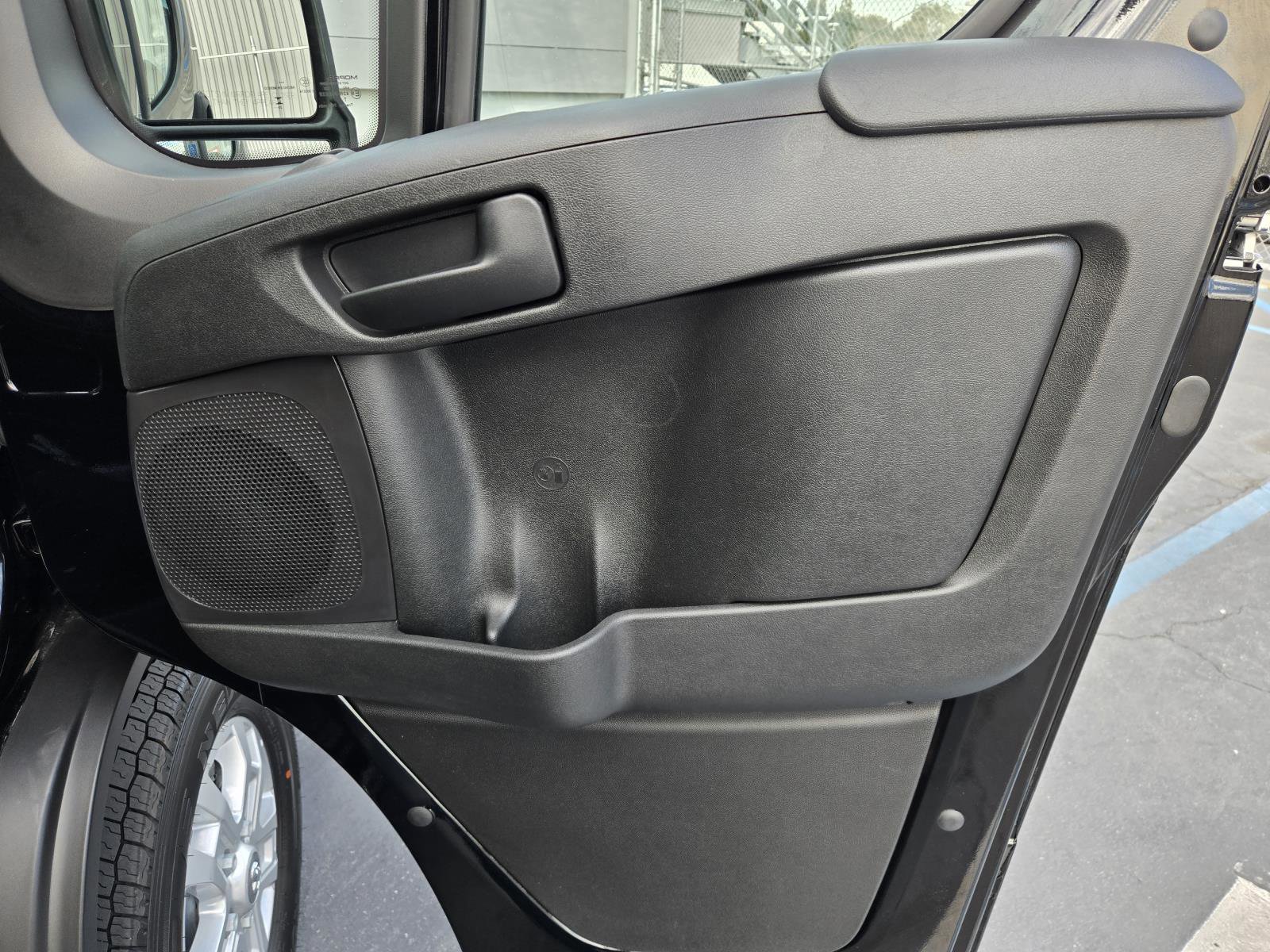 New 2026 RAM ProMaster 1500 w/ Quick Order Package 22G SLT image 33