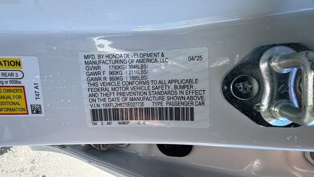 Used 2025 Honda Civic Sport image 32