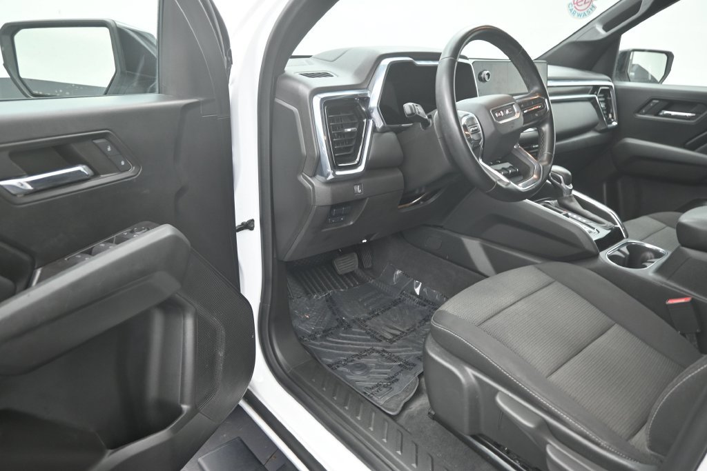 Used 2024 GMC Canyon Elevation w/ Convenience Package RWD image 10