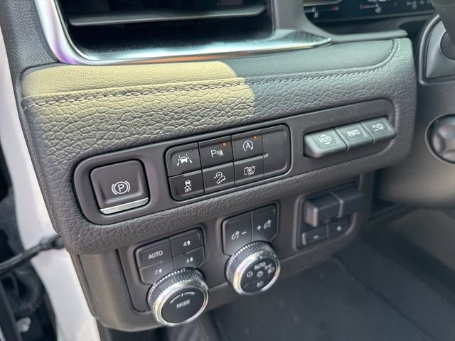 Used 2024 GMC Yukon XL Denali w/ Max Trailering Package image 27