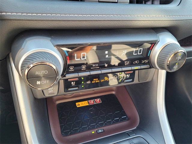 Used 2025 Toyota RAV4 Limited image 21