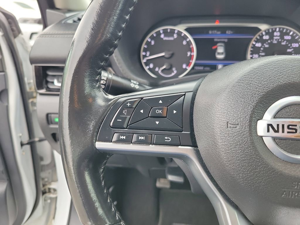 Used 2022 Nissan Sentra SV image 16