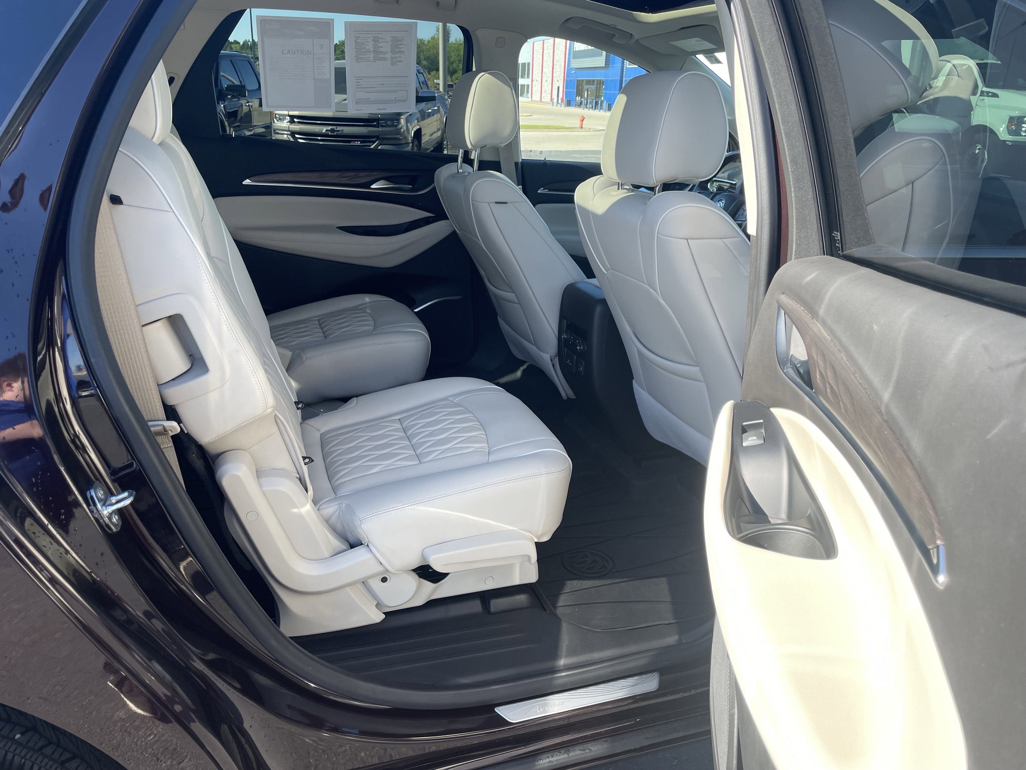Used 2023 Buick Enclave Avenir w/ Trailering Package, 5000 lbs. AWD/4WD image 31
